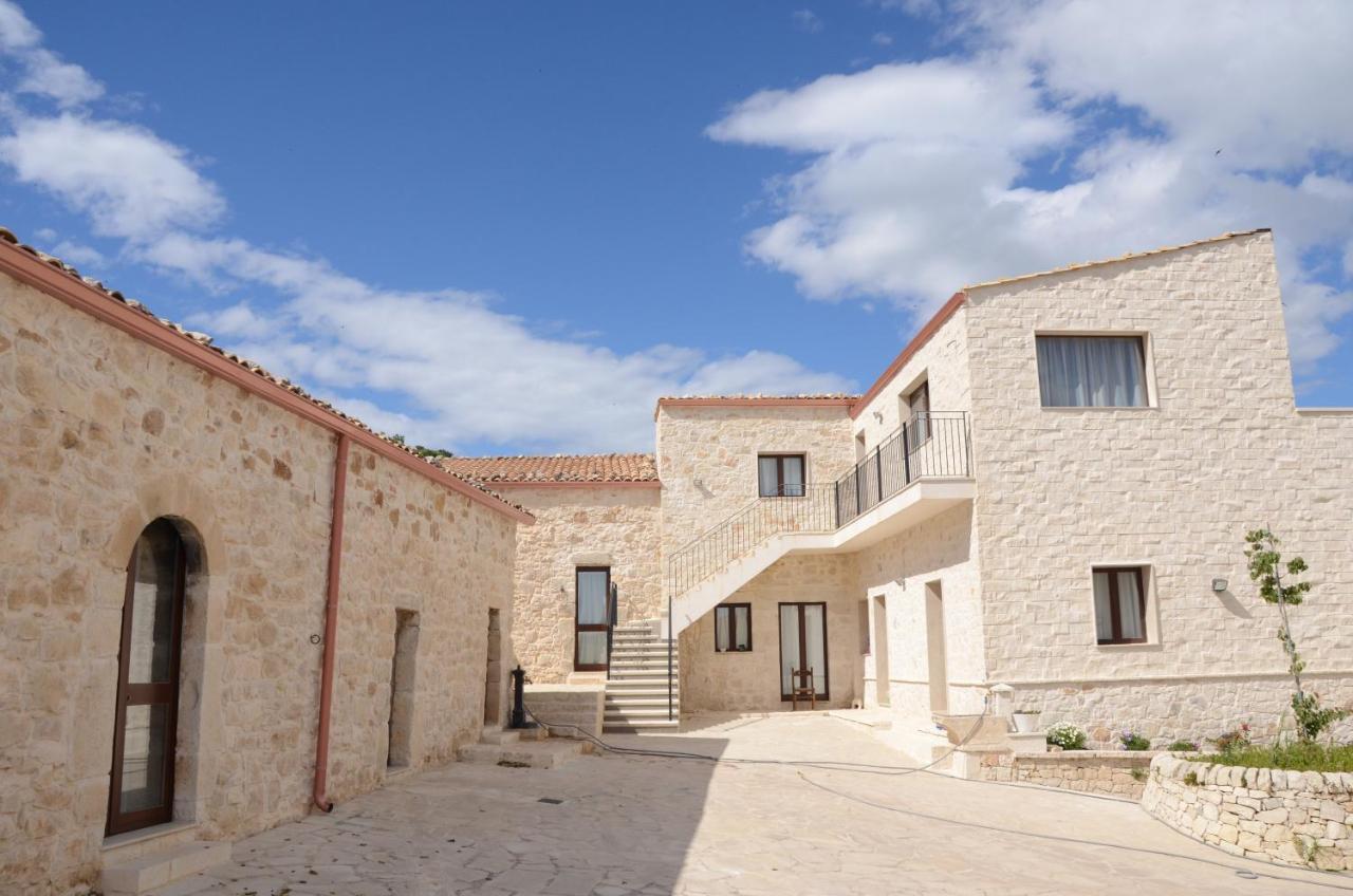 Vivere Gli Iblei - Maison En Plain Air Ragusa Exterior photo