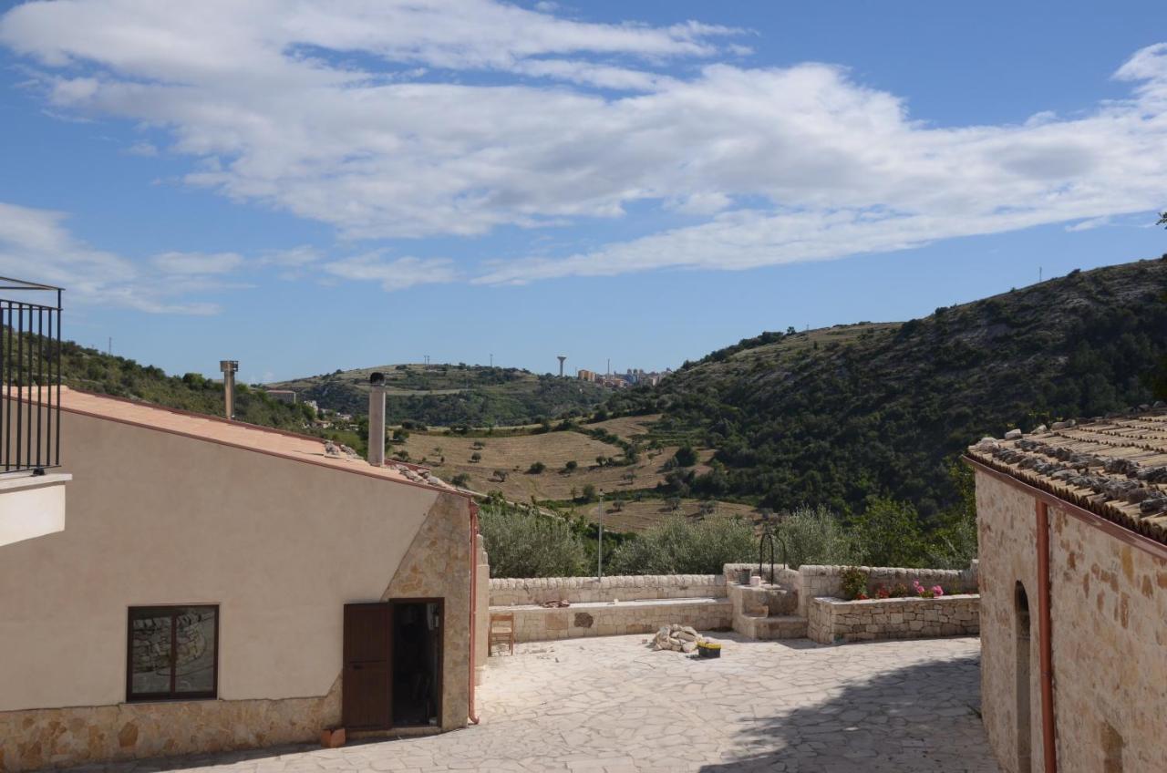 Vivere Gli Iblei - Maison En Plain Air Ragusa Exterior photo